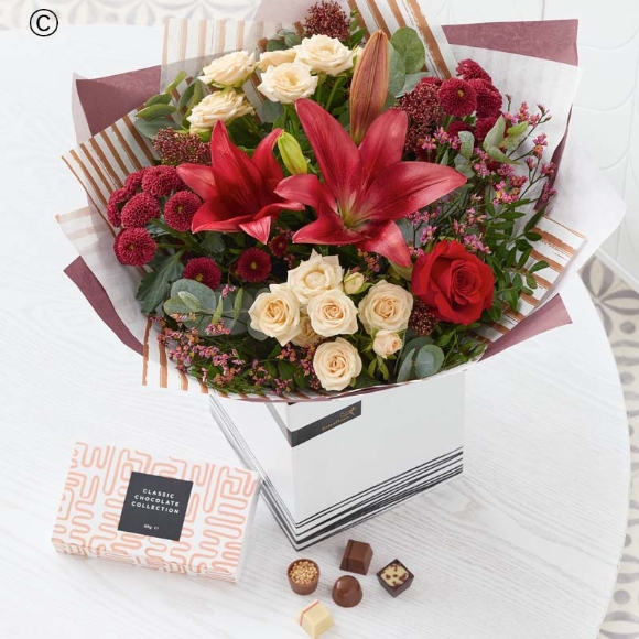 Extra Lovely Classic Handtied with Chocolates